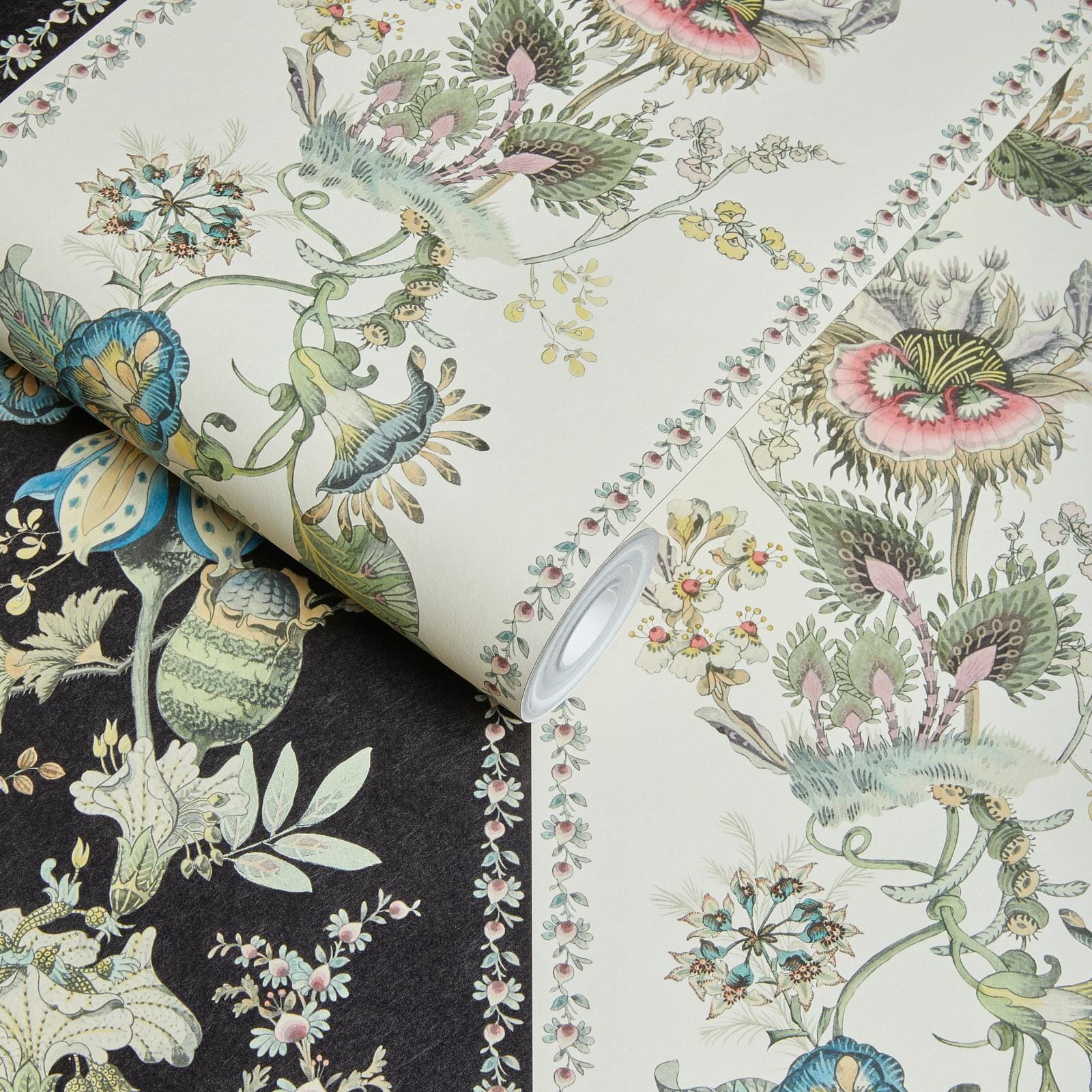 FLORA FANTASIA Wallpaper - Noir Stripe - Image 4