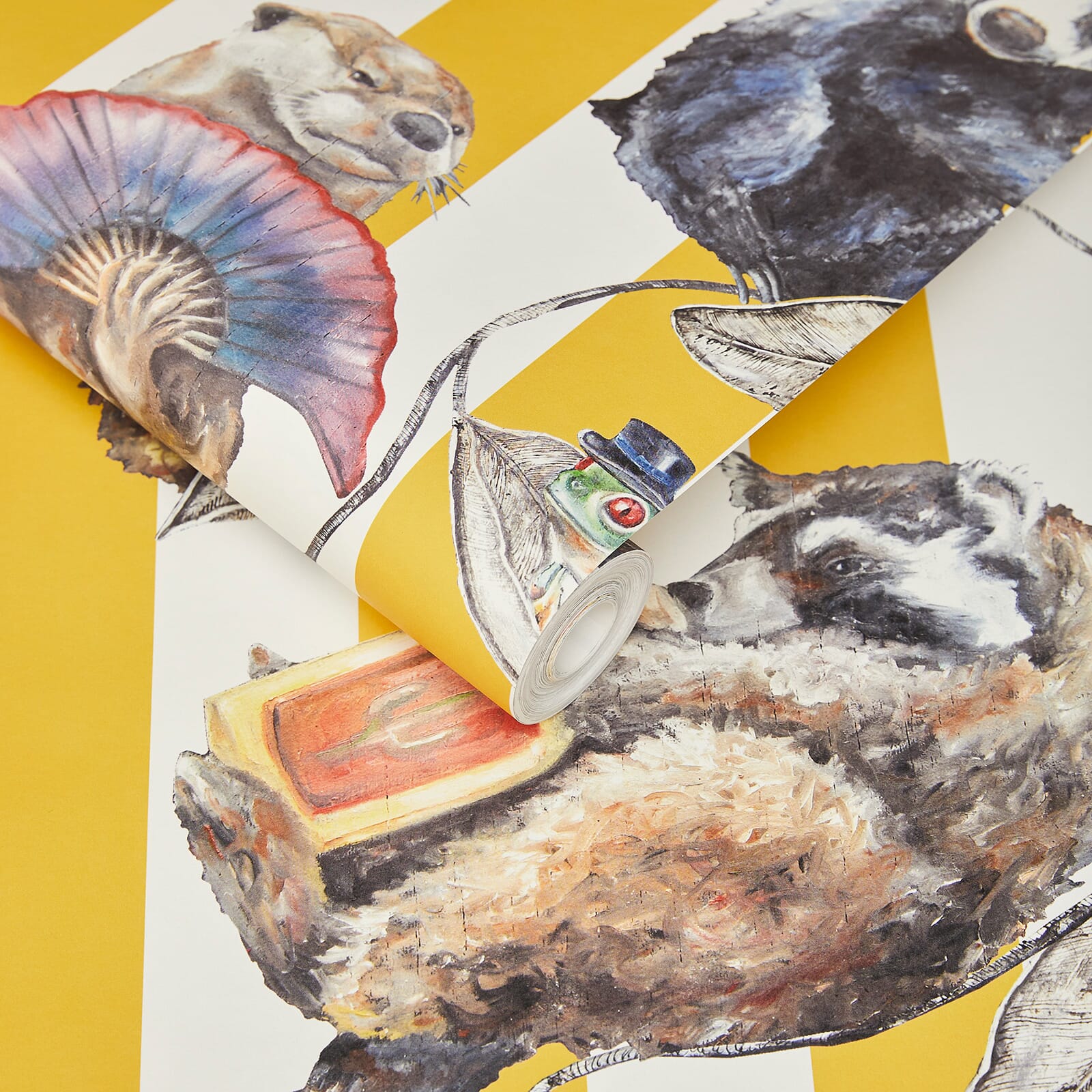 HACKNEY EMPIRE Wallpaper - Ochre Stripe - Image 3