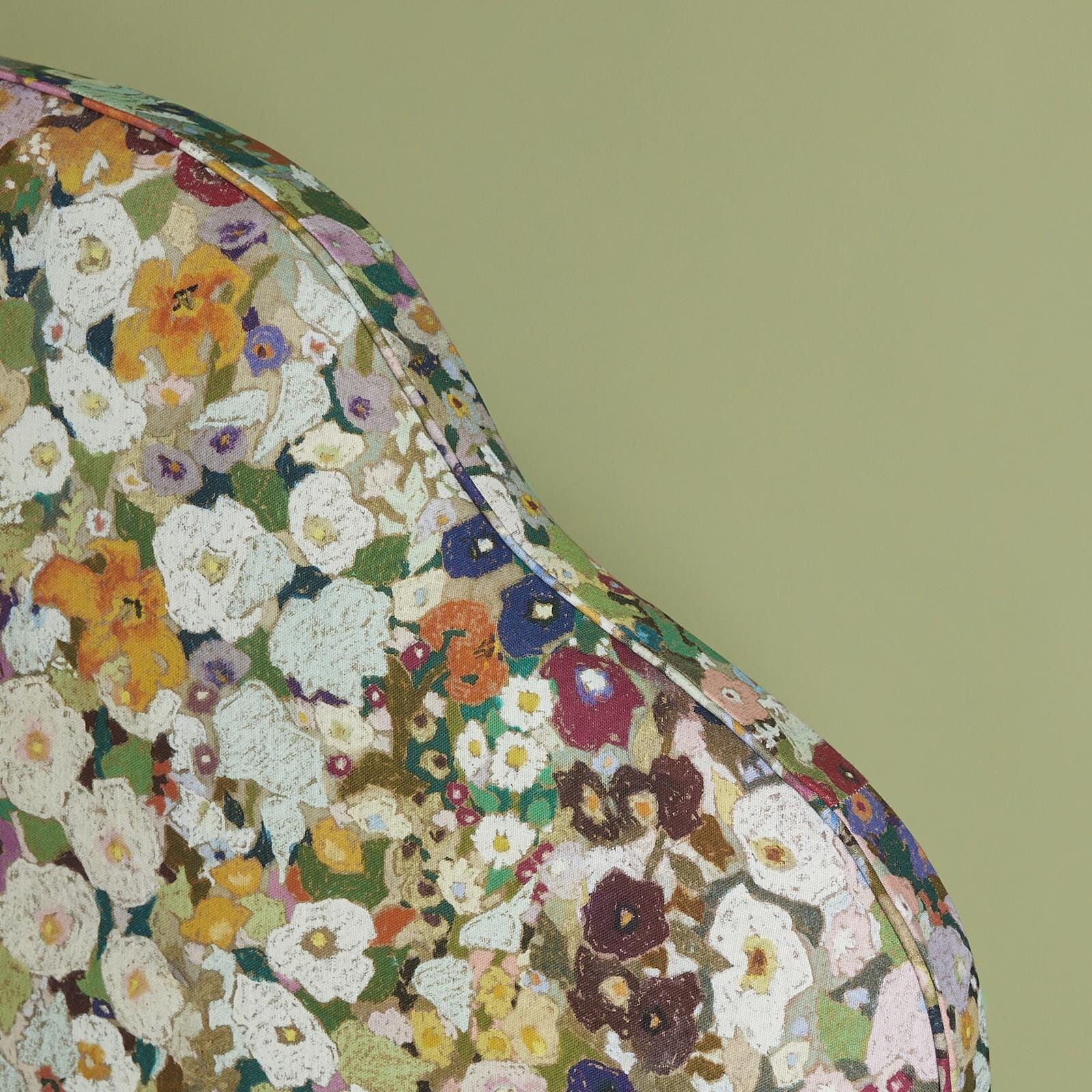 HOLLYHOCKS Cotton Linen Scalloped Headboard - Spring - Image 3