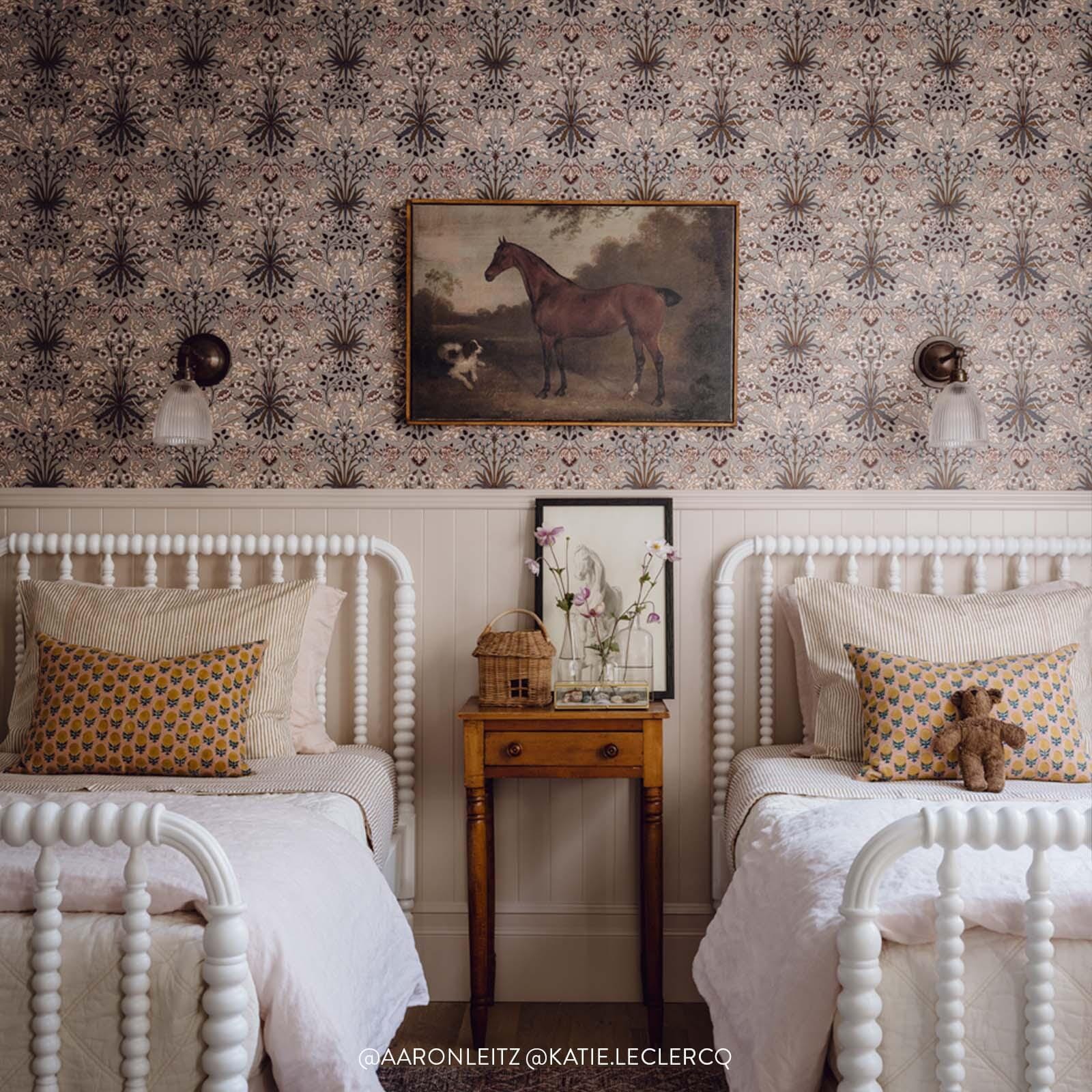 HYACINTH Wallpaper - Dove Grey - Image 3